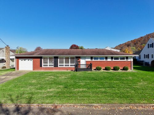 117 Washington St, Paden City, WV, 26159-1333 | Card Image
