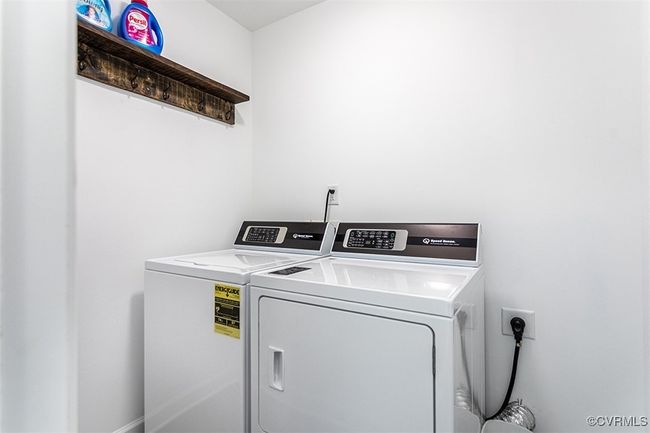203 Pointers Dr, House other with 4 bedrooms, 3 bathrooms and null parking in West Point VA | Image 21