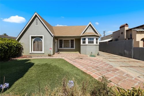 657 S Sadler Ave, East Los Angeles, CA, 90022-3327 | Card Image