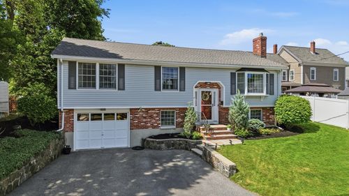5 Milk Street Ext, Peabody, MA, 01960-6144 | Card Image