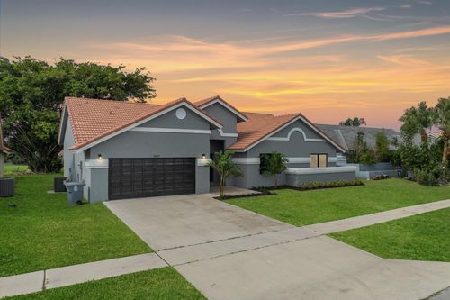 9471 Sun Pointe Dr, Boynton Beach, FL, 33437-3343 | Card Image