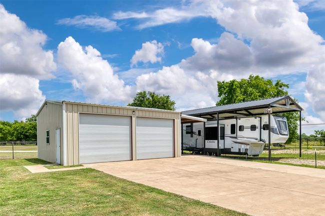 220 Hidden Meadow Trl, House other with 3 bedrooms, 2 bathrooms and null parking in Leonard TX | Image 24