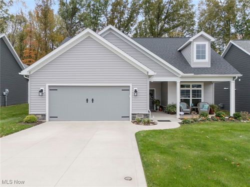 2080 Hawthorn Ct, North Canton, OH, 44720-1135 | Card Image