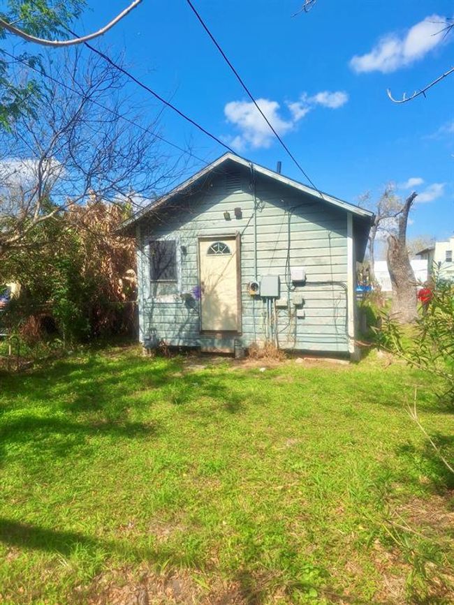 607 W Monroe Ave, House other with 3 bedrooms, 1 bathrooms and null parking in Harlingen TX | Image 5
