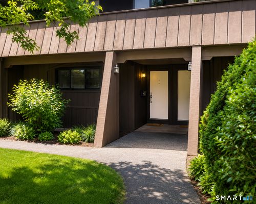 185-185 Knapps Hwy, Fairfield, CT, 06825-3737 | Card Image