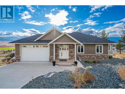 2760 Peregrine Way, House other with 4 bedrooms, 3 bathrooms and 2 parking in Merritt BC | Image 1