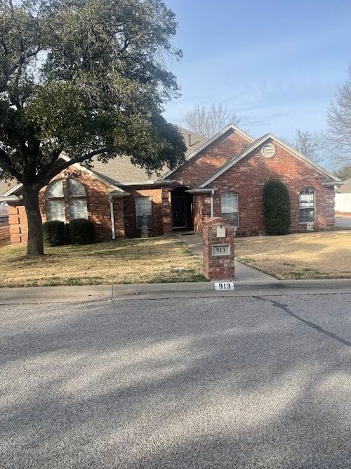 913 Jonathan Ct, Weatherford, TX, 76086-6343 | Card Image