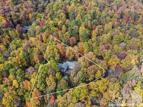 30 Laurel Branch Dr, Black Mountain, NC, 28711-7712 | Card Image