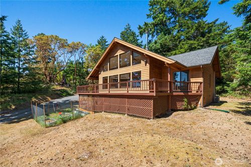 100 Quail Crossing Rd, Friday Harbor, WA, 98250-8944 | Card Image