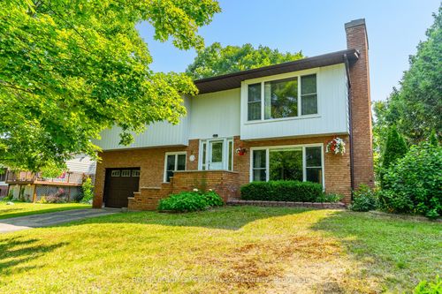 {{alt}} | Card Image