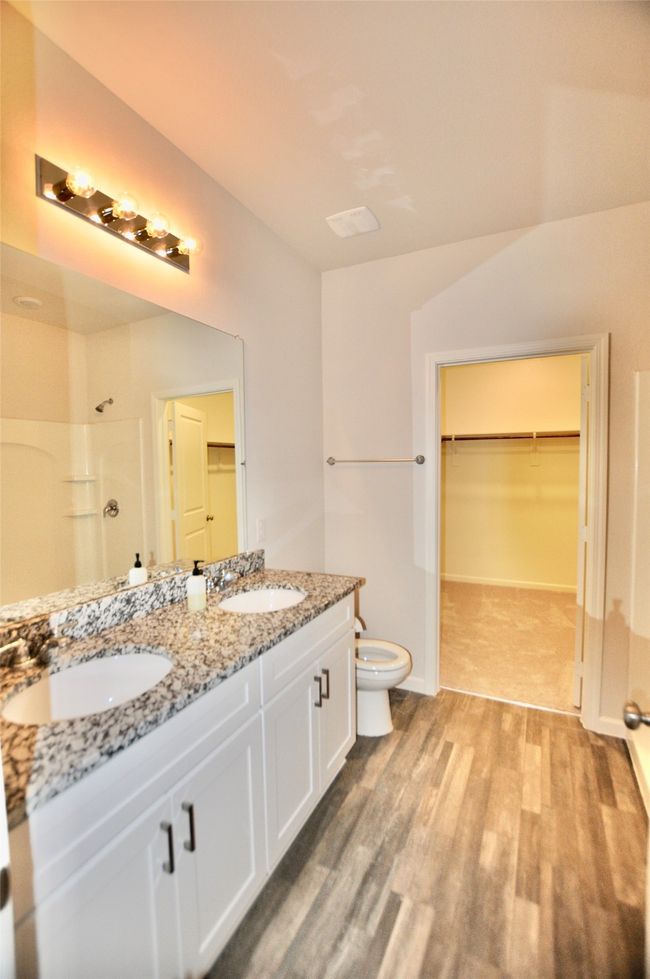928 Ben Dr, House other with 3 bedrooms, 2 bathrooms and null parking in Springtown TX | Image 5