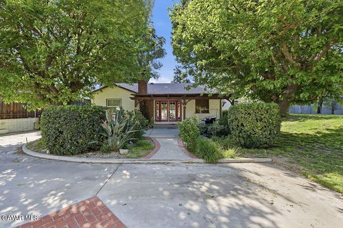 25102 Wheeler Rd, Santa Clarita, CA, 91321-2436 | Card Image