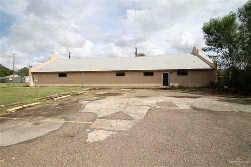 382 W Main Ave, Raymondville, TX, 78580-2006 | Card Image