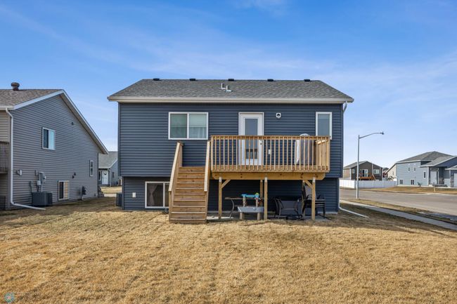 Rear Exterior | Image 25