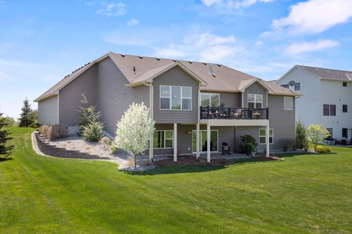 4680 Spruce Way, Maple Plain, MN, 55359-9702 | Card Image