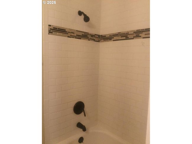 4247 Redwood Hwy, House other with 5 bedrooms, 3 bathrooms and null parking in Grants Pass OR | Image 15