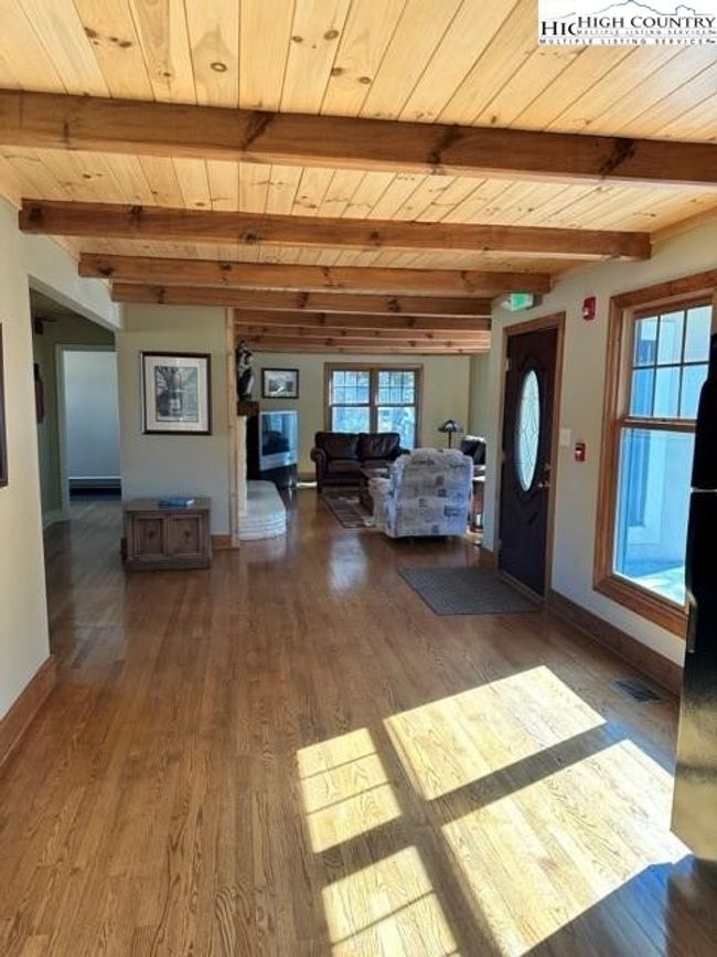 Club House | Image 34