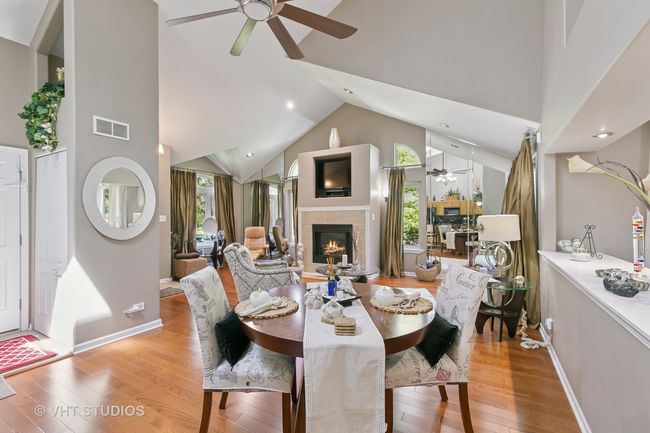 22001 Jordan Ln, Townhouse with 2 bedrooms, 3 bathrooms and 2 parking in Richton Park IL | Image 4