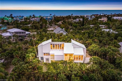 479 Lagoon Dr, SANIBEL, FL, 33957-7203 | Card Image