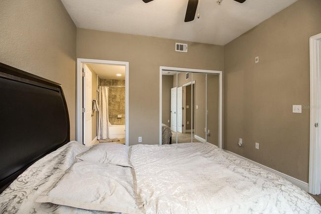 APT-203 - 1440 Nw 3 Rd Pl, Condo with 2 bedrooms, 2 bathrooms and null parking in GAINESVILLE FL | Image 14