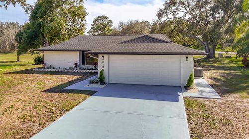 8130 San Felipe Ct, PORT RICHEY, FL, 34668-2742 | Card Image