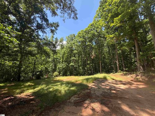 321 Grace Ln, Piedmont, SC, 29673-7729 | Card Image