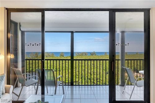 904-17 Bluebill Ave, NAPLES, FL, 34108-1764 | Card Image