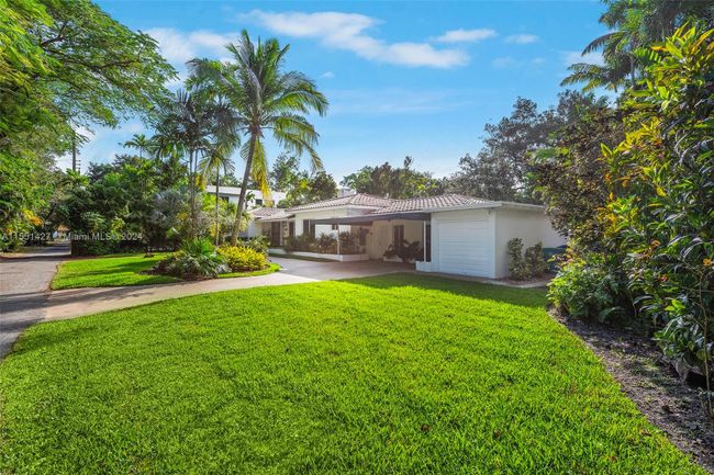 558 Ne 118th St, House other with 4 bedrooms, 3 bathrooms and null parking in Biscayne Park FL | Image 56