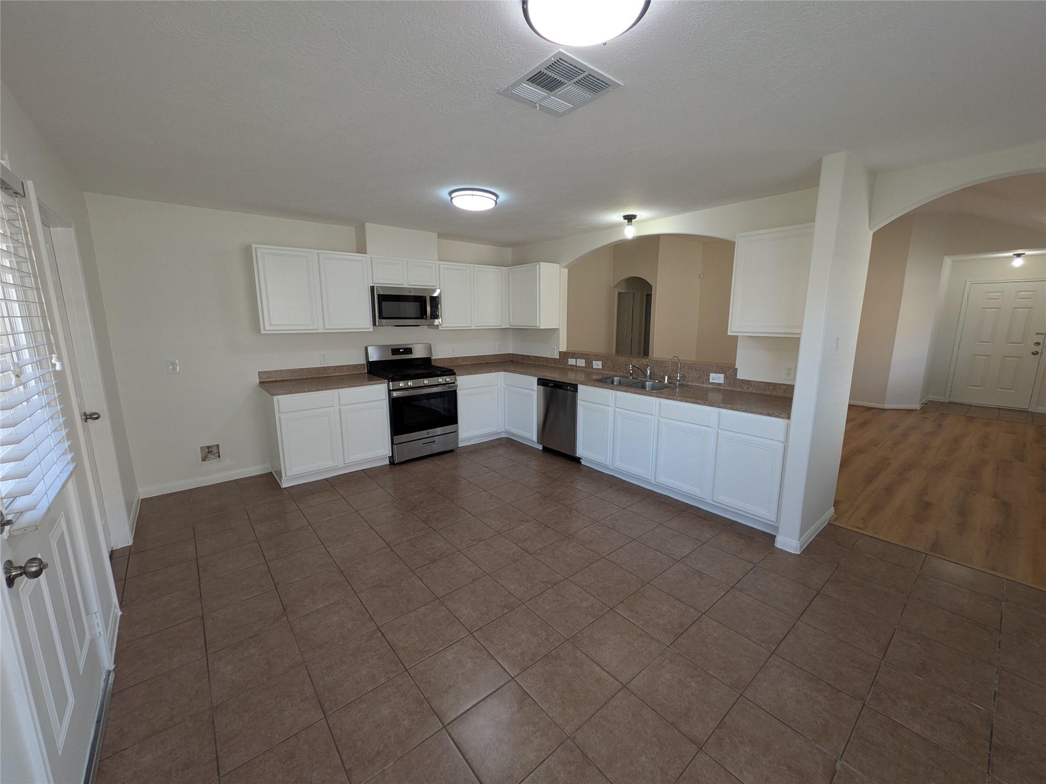 Residential Lease in Spring 4