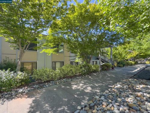 15-3349 Golden Rain Rd, Walnut Creek, CA, 94595-2021 | Card Image