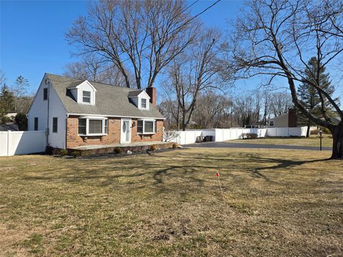 43 Sams Path, Rocky Point, NY, 11778-8904 | Card Image