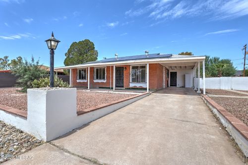 2512 S Jefferson Ave, Tucson, AZ, 85711-6637 | Card Image