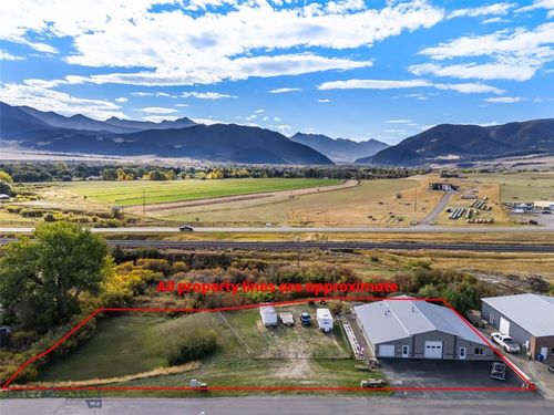 1801 Sun Ave, Livingston, MT, 59047-1950 | Card Image