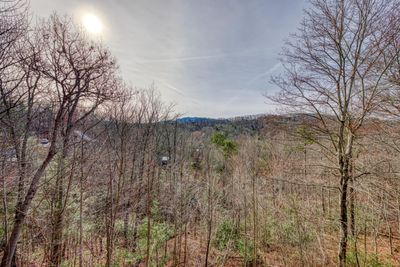 2415 N School House Gap Road, House other with 3 bedrooms, 3 bathrooms and null parking in Sevierville TN | Image 2