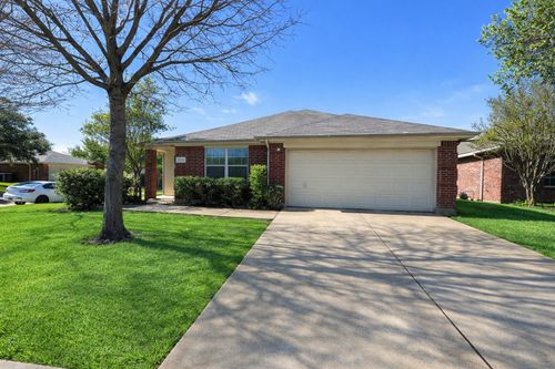 5132 Persimmon Ct, Fort Worth, TX, 76244-7713 | Card Image
