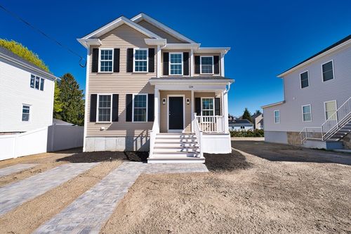 124 Downing St, Fall River, MA, 02723-2406 | Card Image