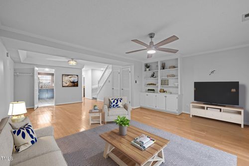 e-1220 Manassas Ct, Raleigh, NC, 27609-4050 | Card Image