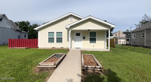 2124 Byers Ave, Joplin, MO, 64804-1919 | Card Image