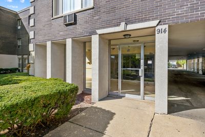 A5 - 914 N Austin Boulevard, Condo with 2 bedrooms, 2 bathrooms and 1 parking in Oak Park IL | Image 3