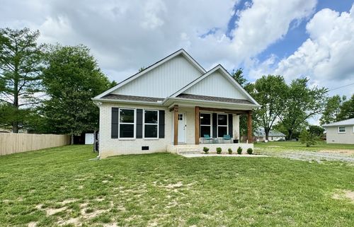 829 Luttrell Ave, Smithville, TN, 37166-2212 | Card Image