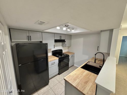 2964 Songbird Dr, Jacksonville, FL, 32233-2334 | Card Image