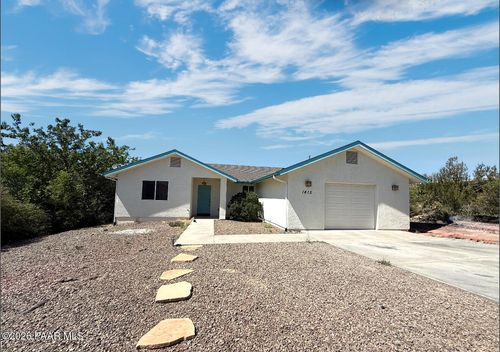 1415 Lakeview Rd, Prescott, AZ, 86301-4827 | Card Image