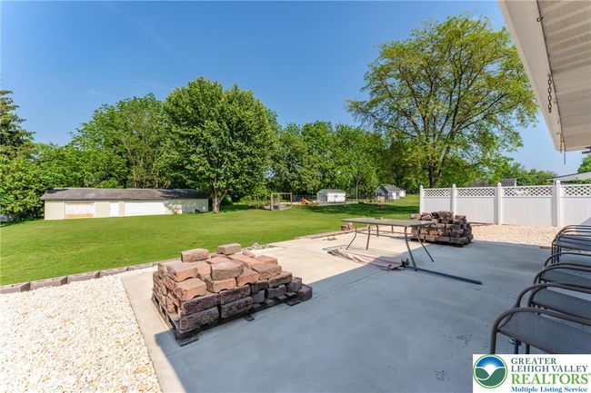 3324 Golf Course Rd, House other with 3 bedrooms, 2 bathrooms and null parking in Allentown PA | Image 12