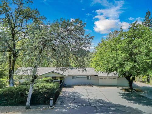21743 Boyle Rd, Palo Cedro, CA, 96073-9735 | Card Image