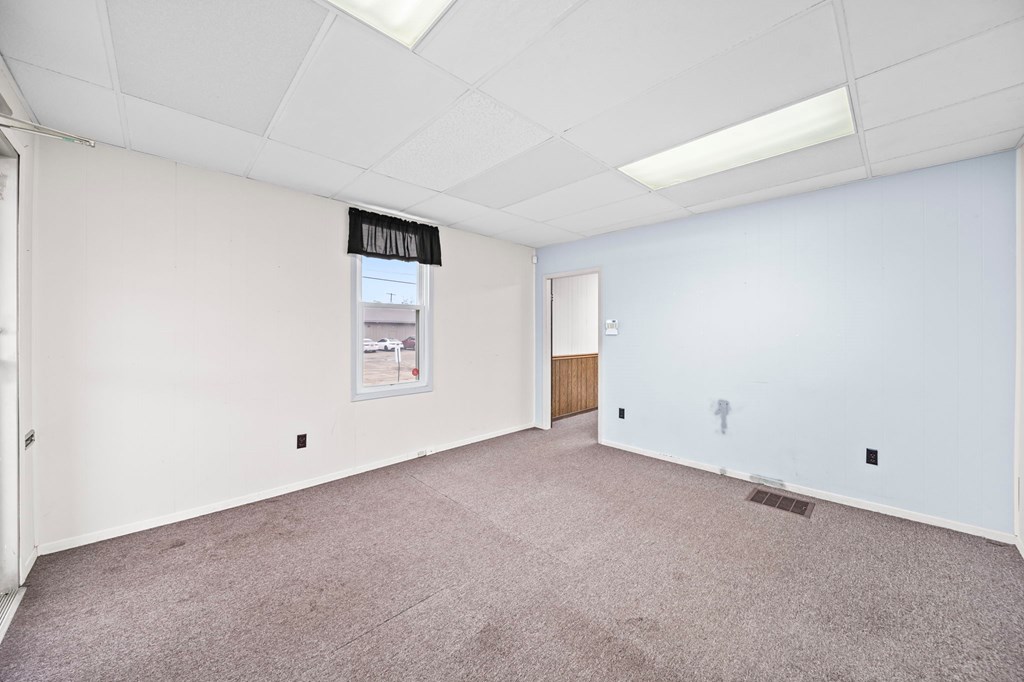 Commercial Sale in Chillicothe 5