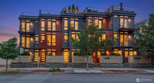 a-7459 Woodlawn Ave Ne, Seattle, WA, 98115-5338 | Card Image
