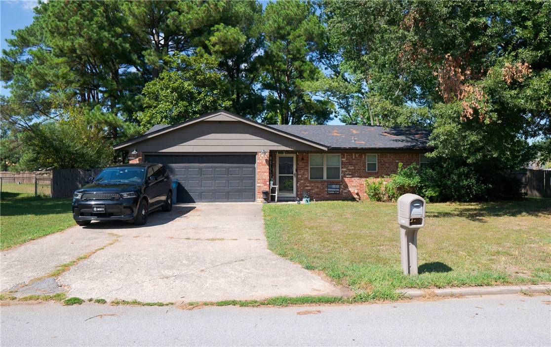 15th St, Bentonville, AR 72712
