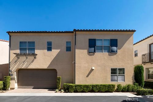 21730 Bene Dr, Saugus, CA, 91350-8538 | Card Image