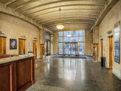 apt-9c-57 Forsyth St Nw, Atlanta, GA, 30303-2206 | Card Image