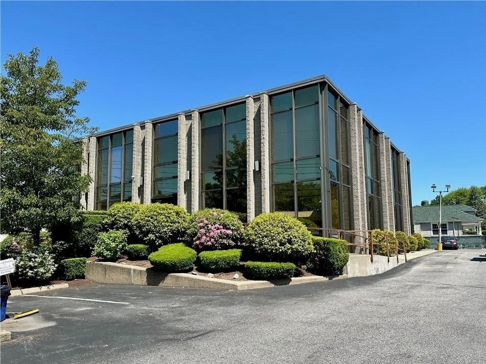 Commercial Lease in North Providence